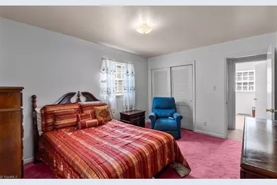 1505 Woodbriar Avenue, Greensboro, NC 27405 - Photo 27