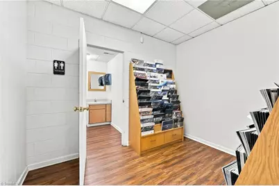 206 Villa Avenue, High Point, NC 27260 - Photo 15