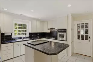 3810 Northriding Rd, Winston-Salem, NC 27104 - Photo 7
