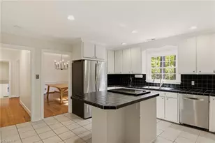 3810 Northriding Rd, Winston-Salem, NC 27104 - Photo 9