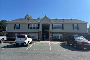 1860 Crest Hollow Dr, Winston-Salem, NC 27127 - Photo 1