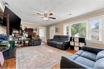 310 4th Avenue, Mayodan, NC 27027 - Photo 7