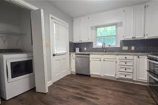 159 Lawndale Dr, Winston-Salem, NC 27104 - Photo 3