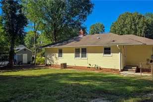 159 Lawndale Dr, Winston-Salem, NC 27104 - Photo 11