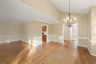 4564 Fernhaven Cir, Winston-Salem, NC 27104 - Photo 15