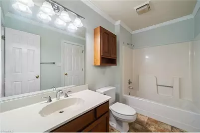 4564 Fernhaven Circle, Winston-Salem, NC 27104 - Photo 31