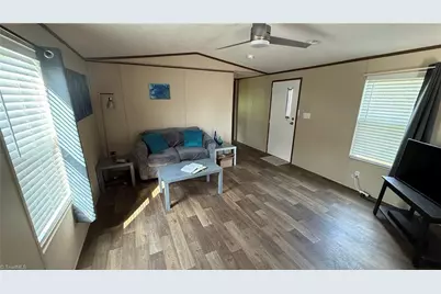 310 Springfield Road, Pilot Mountain, NC 27041 - Photo 5