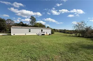 310 Springfield Rd, Pilot Mountain, NC 27041 - Photo 3