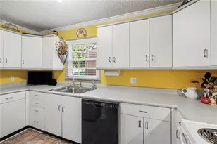2336 Kaywood Ln, Winston-Salem, NC 27103 - Photo 11