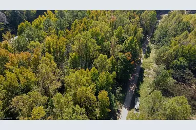 163 E Hunting Ridge Drive, Thomasville, NC 27360 - Photo 1