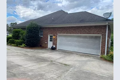 4800 Olde Province Court, Greensboro, NC 27406 - Photo 9