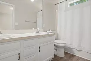 4401 River Forest Ln, Greensboro, NC 27409 - Photo 13