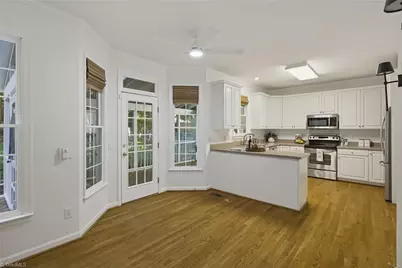 5517 Clydebank Road, Greensboro, NC 27455 - Photo 13