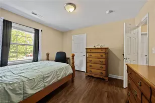 6156 Brinkley Park Dr, Belews Creek, NC 27009 - Photo 17
