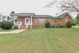 110 Hines Dr, Four Oaks, NC 27524 - Photo 1