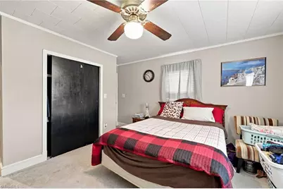 517 Pine Street, Graham, NC 27253 - Photo 25