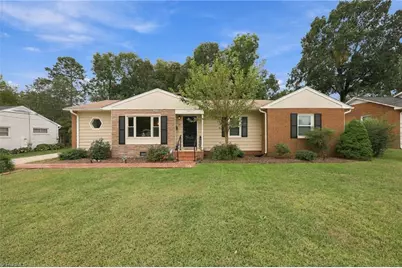 517 Pine Street, Graham, NC 27253 - Photo 1