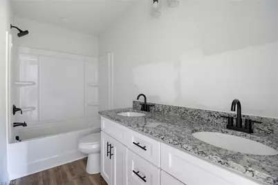 811 W Swannanoa Avenue, Liberty, NC 27298 - Photo 19