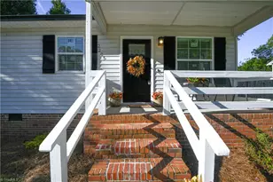 2205 Gable Way, High Point, NC 27262 - Photo 5