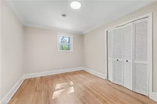 2511 Woodview Dr, Greensboro, NC 27408 - Photo 21