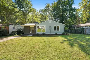 2511 Woodview Dr, Greensboro, NC 27408 - Photo 3