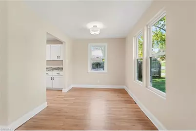 2511 Woodview Drive, Greensboro, NC 27408 - Photo 9