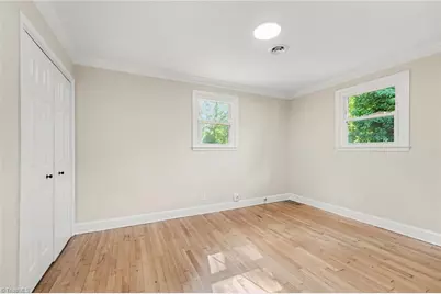 2511 Woodview Drive, Greensboro, NC 27408 - Photo 19