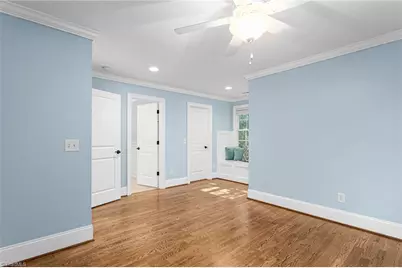 825 E Franklin Street, Chapel Hill, NC 27514 - Photo 23