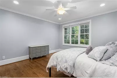825 E Franklin Street, Chapel Hill, NC 27514 - Photo 19