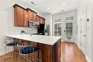 624 Elm St, Greensboro, NC 27401 - Photo 9