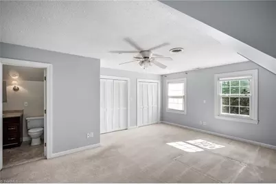 802 Kingston Drive, High Point, NC 27262 - Photo 45