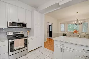 1128 Fenimore St, Winston-Salem, NC 27103 - Photo 11