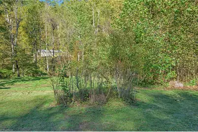 9472 N Old Nc Highway 16, Millers Creek, NC 28651 - Photo 31