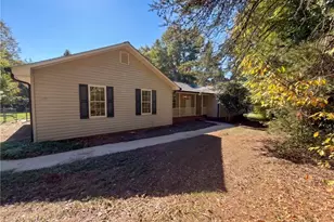 8507 Deer Path Ct, Stokesdale, NC 27357 - Photo 1