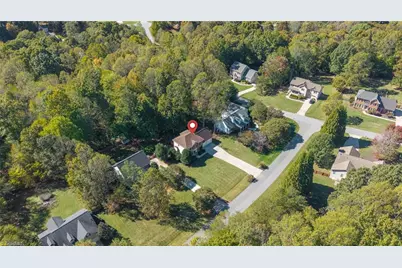 7611 Kristen Drive, Oak Ridge, NC 27310 - Photo 3
