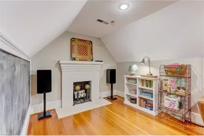 202 S Tremont Drive, Greensboro, NC 27403 - Photo 27