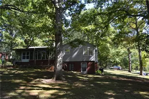 208 Hillcrest Dr, Madison, NC 27025 - Photo 7