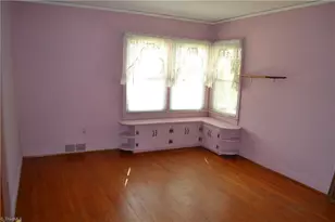 208 Hillcrest Dr, Madison, NC 27025 - Photo 29
