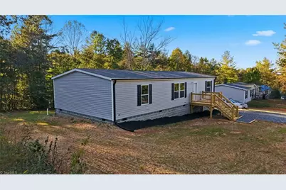 4277 Chinquapin Circle, Lenoir, NC 28645 - Photo 5