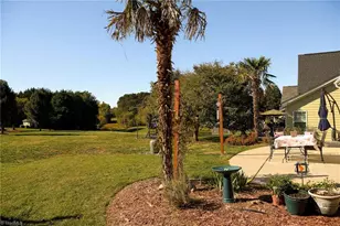 4525 Treebark Ln, High Point, NC 27265 - Photo 27