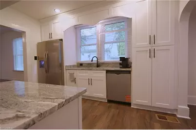 621 Lindsey Street, Reidsville, NC 27320 - Photo 7