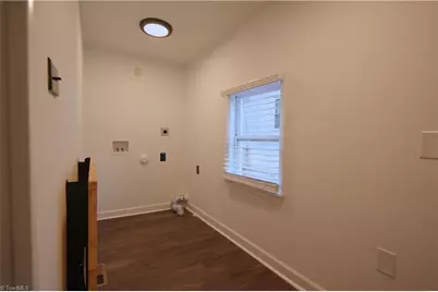 621 Lindsey Street, Reidsville, NC 27320 - Photo 17