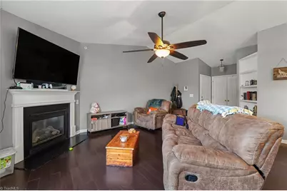 6121 Hedgecock Circle, High Point, NC 27265 - Photo 7