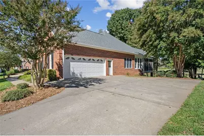 1025 Glen Day Drive, Clemmons, NC 27012 - Photo 5