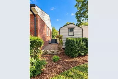 301 Hillside Drive, Lexington, NC 27295 - Photo 23