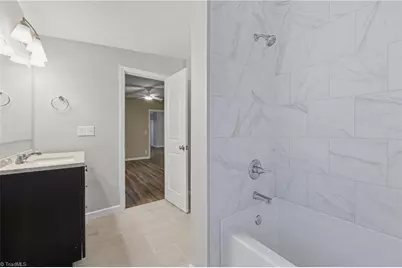 3363 Stony Brook Circle, Newton, NC 28658 - Photo 27