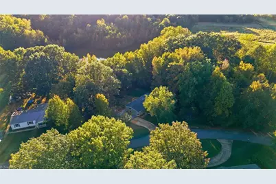 3363 Stony Brook Circle, Newton, NC 28658 - Photo 37