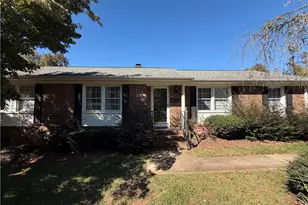 3020 Shady Lawn Dr, Greensboro, NC 27408 - Photo 1