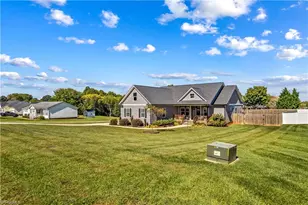 124 Tranquility Ln, Harmony, NC 28634 - Photo 23