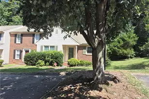 2732 Windy Crossing, Winston-Salem, NC 27127 - Photo 3